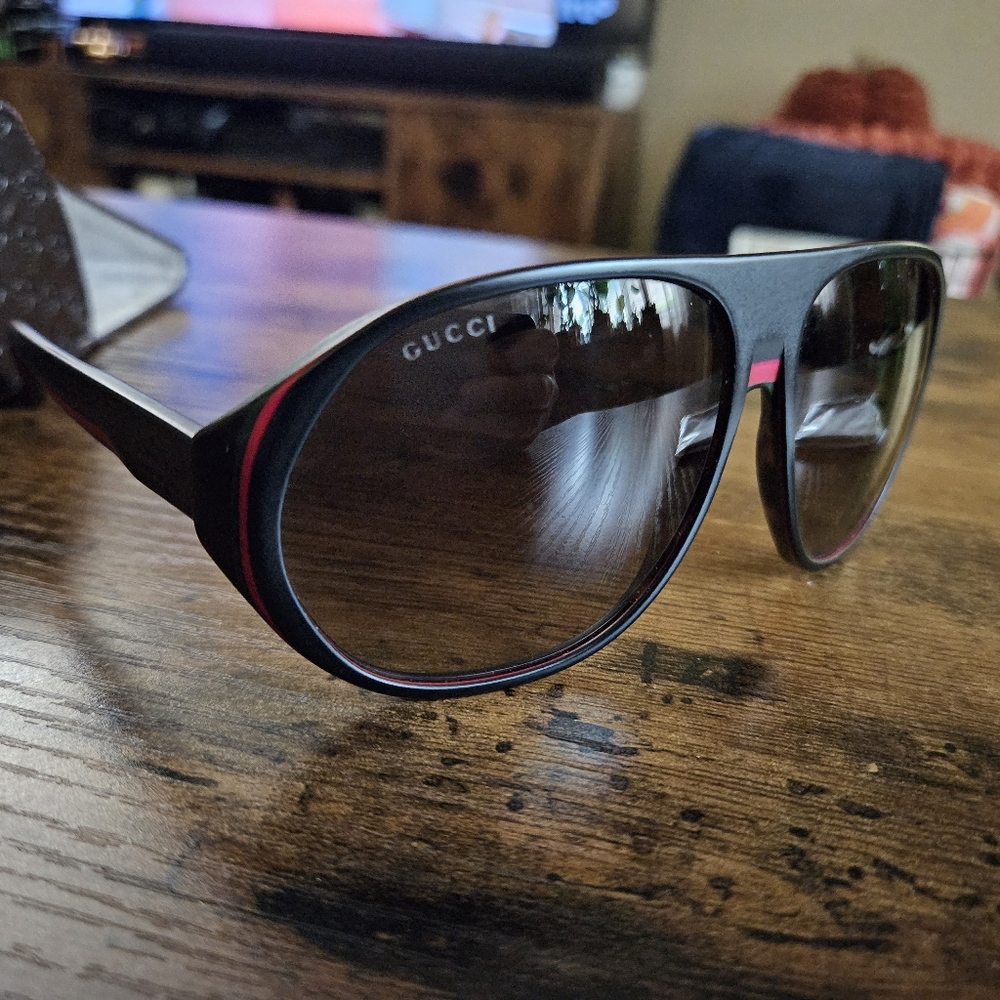 Men's Gucci Glasses 100% Authentic